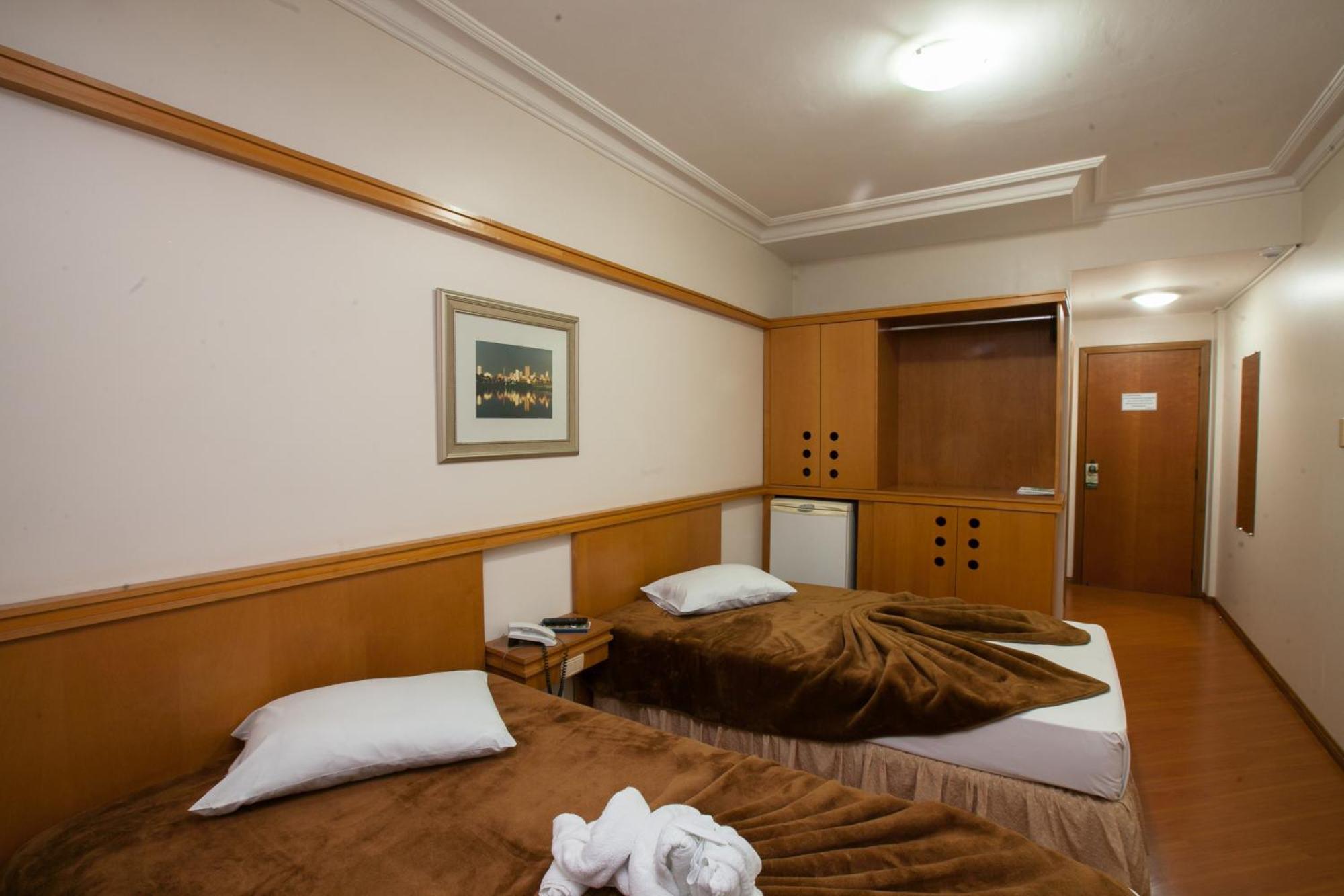 Grande Hotel Guarapuava Habitación foto