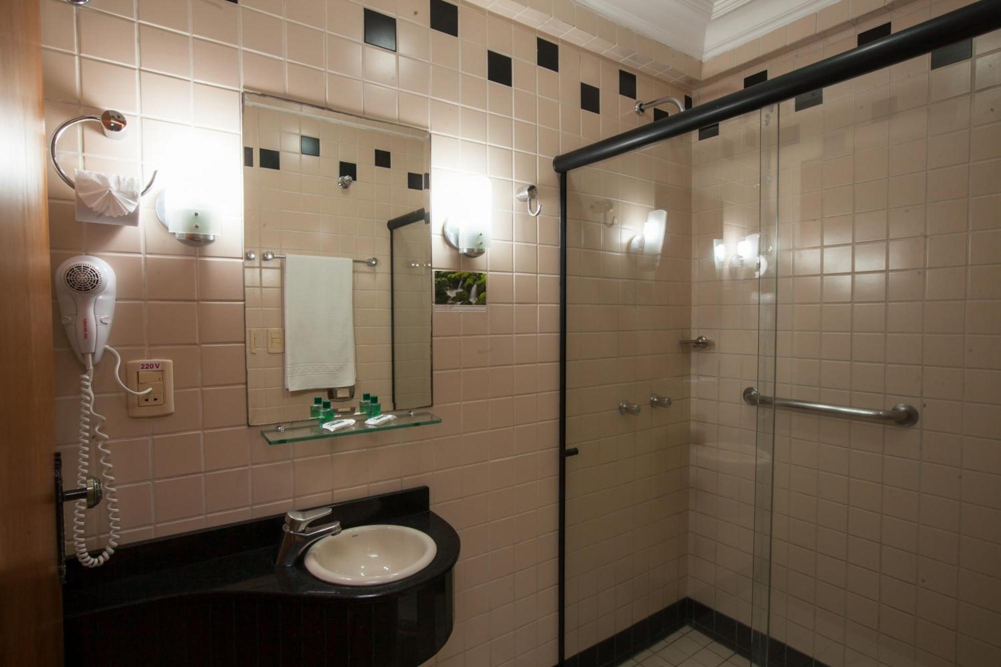 Grande Hotel Guarapuava Habitación foto