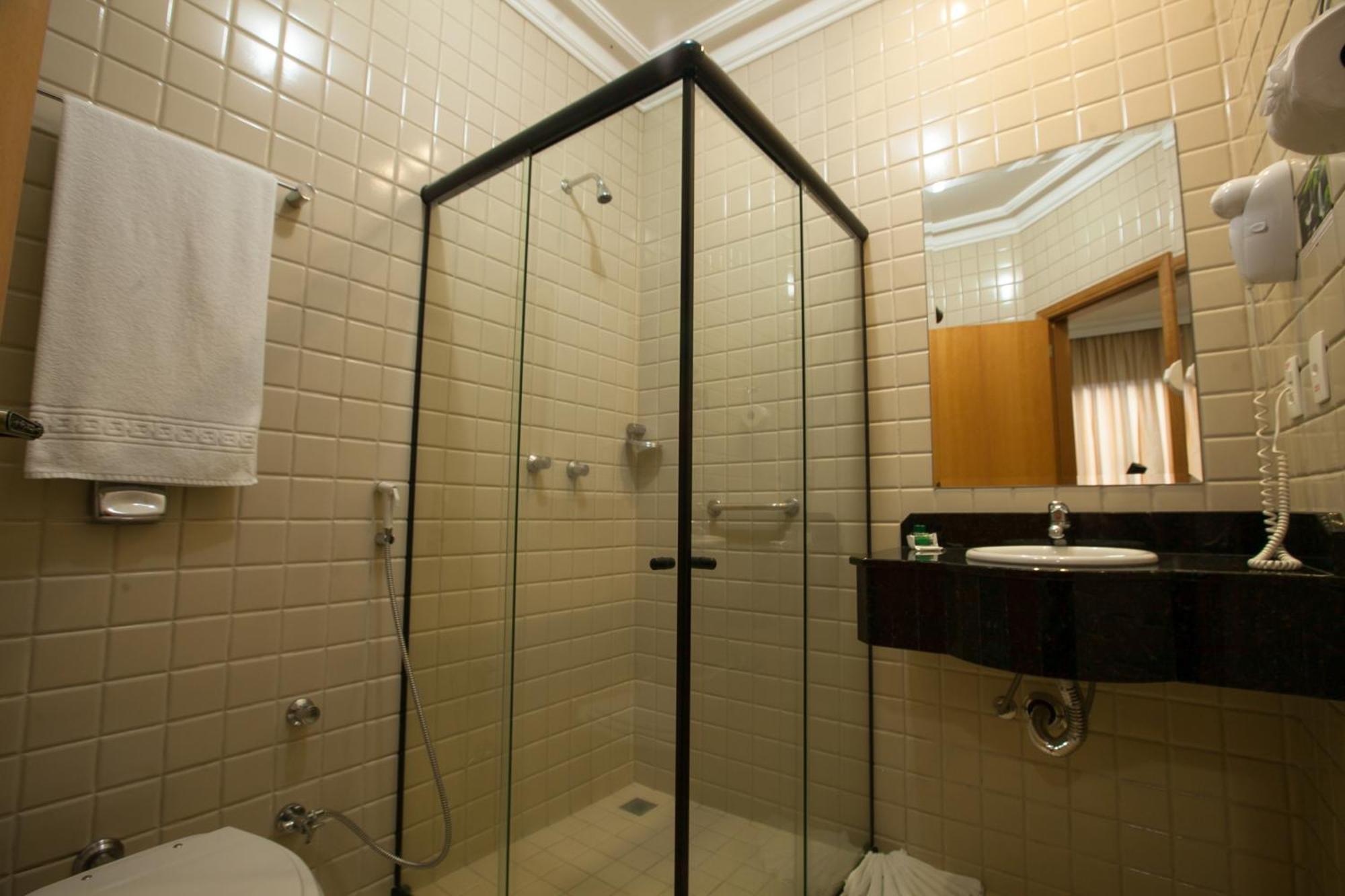 Grande Hotel Guarapuava Habitación foto